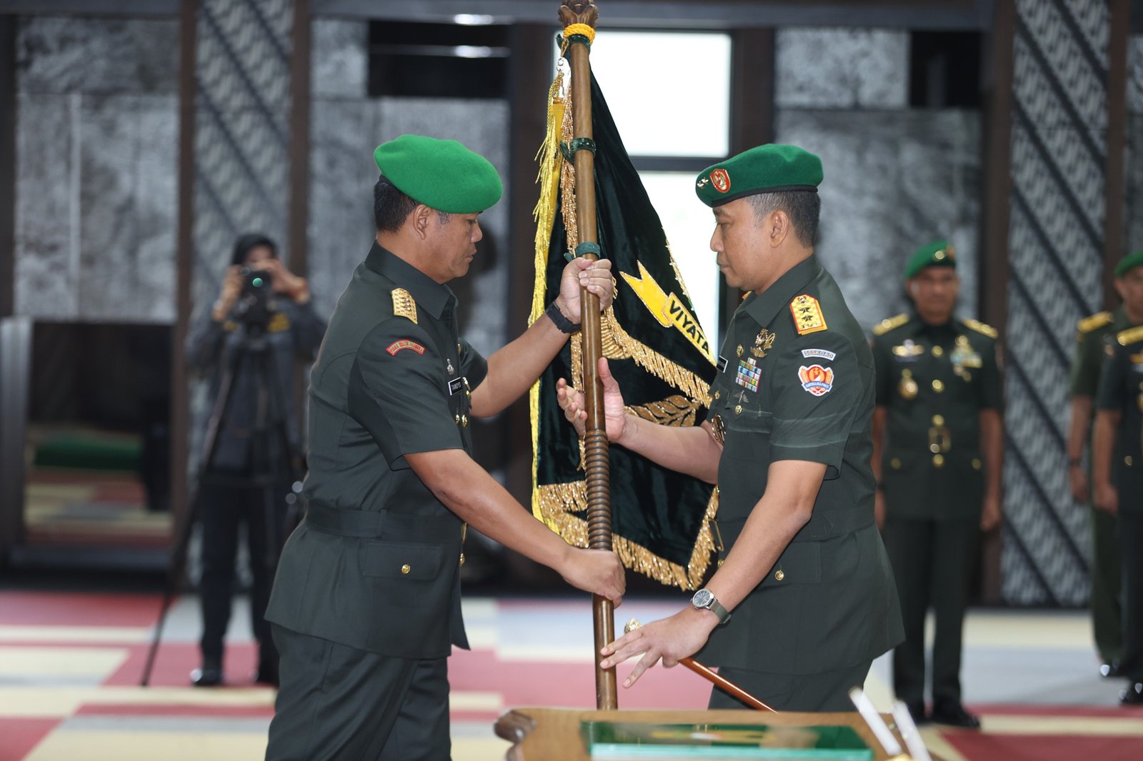 Wakasad Pimpin Sertijab, Mayjen TNI Hendy Antariksa Resmi Jabat Danseskoad