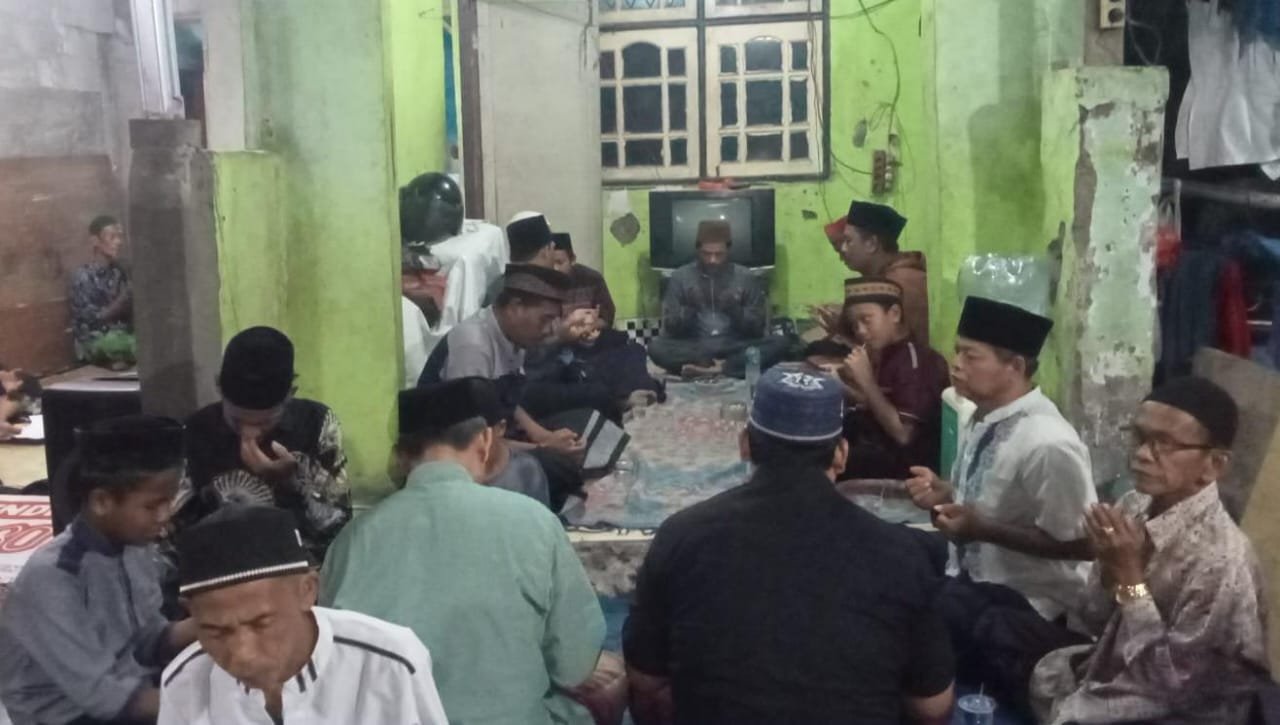 Karang Taruna Kelurahan Sepatan Kompak Menghadiri Tahlilan dan Doa Bersama Dimalam Pergantian Tahun 2025-2026