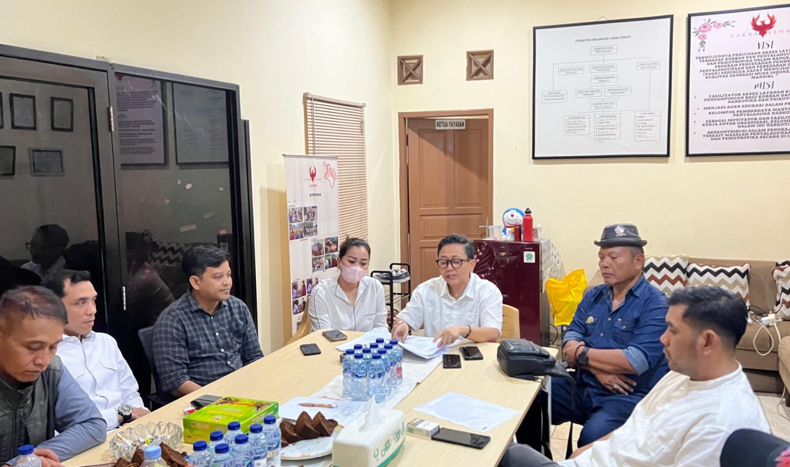 Ketua Yayasan Rehab Cakra Sehati Resmi Polisikan Oknum Security, Dugaan Pemalsuan Surat Terungkap di Hadapan Awak Media