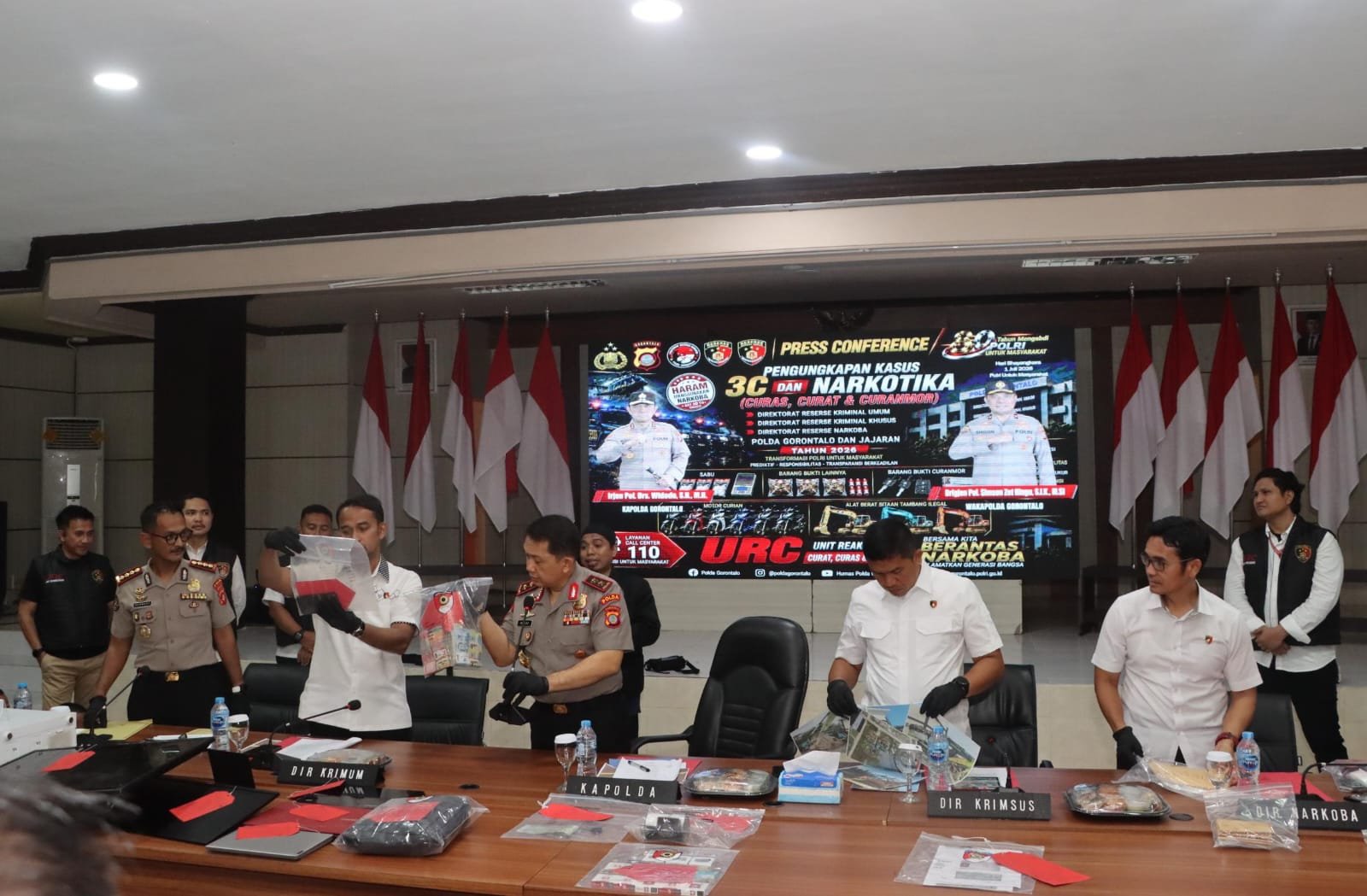 Kapolda Gorontalo Pimpin Press Release Ungkap Kasus 3C, Narkoba, dan Peti