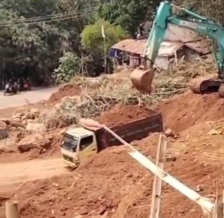 Galian C Ilegal di Parungpanjang Tetap Beroperasi Berdalih Terracing, Pemdes dan Warga Khawatir Bencana Longsor