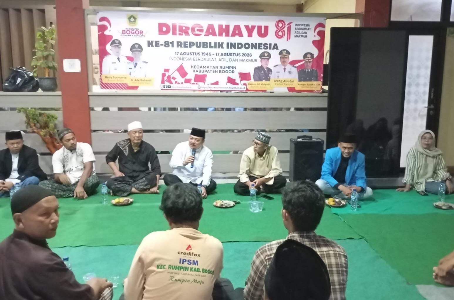 Syukuran dan Zikir Malam Kemerdekaan di Kantor Kecamatan Sukses Satukan Lintas Generasi