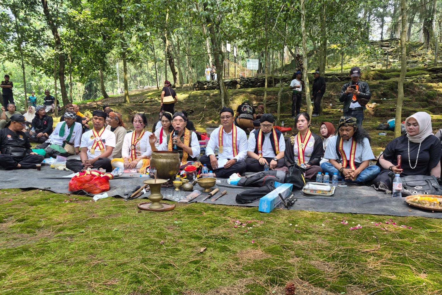 Riung Sauyunan Komara Sunda bekerjasama dengan Sastrajendra Living Academy Rawat Warisan Budaya Nusantara Pererat Persaudaraan