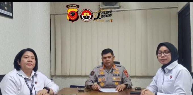 Polda Jabar Limpahkan Tersangka dan Barang Bukti Kasus Tindak Pidana Kesusilaan ke Kejaksaan