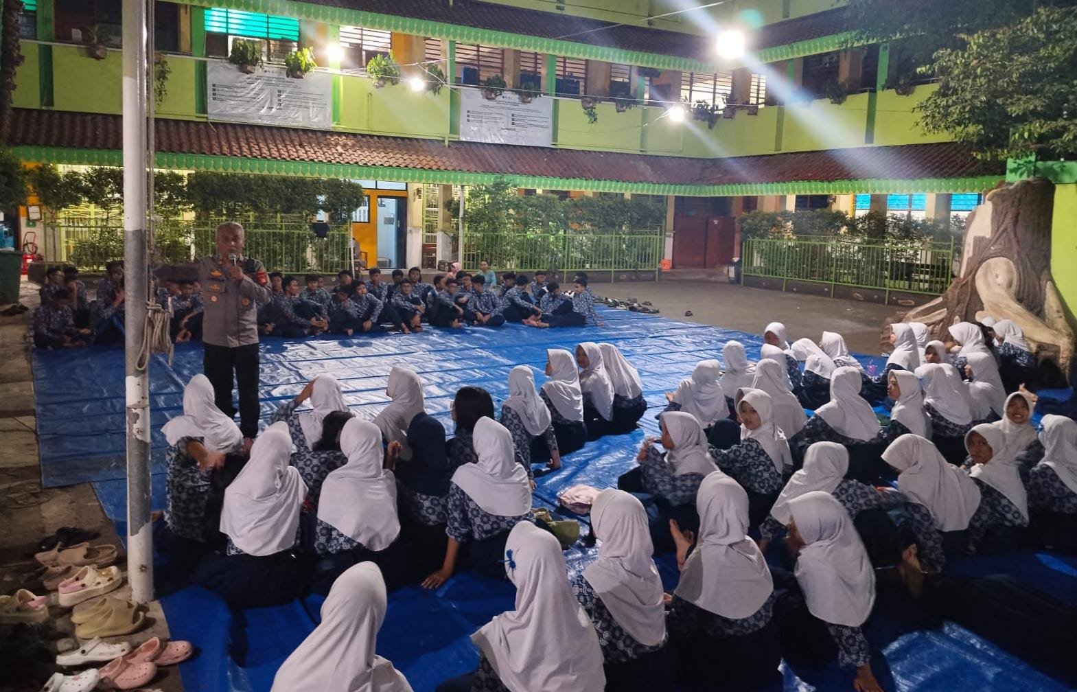 Polsek Koja Bekali Pelajar SMPN 114 Jakarta Materi Kepemimpinan, Dukung Program Jaga Jakarta