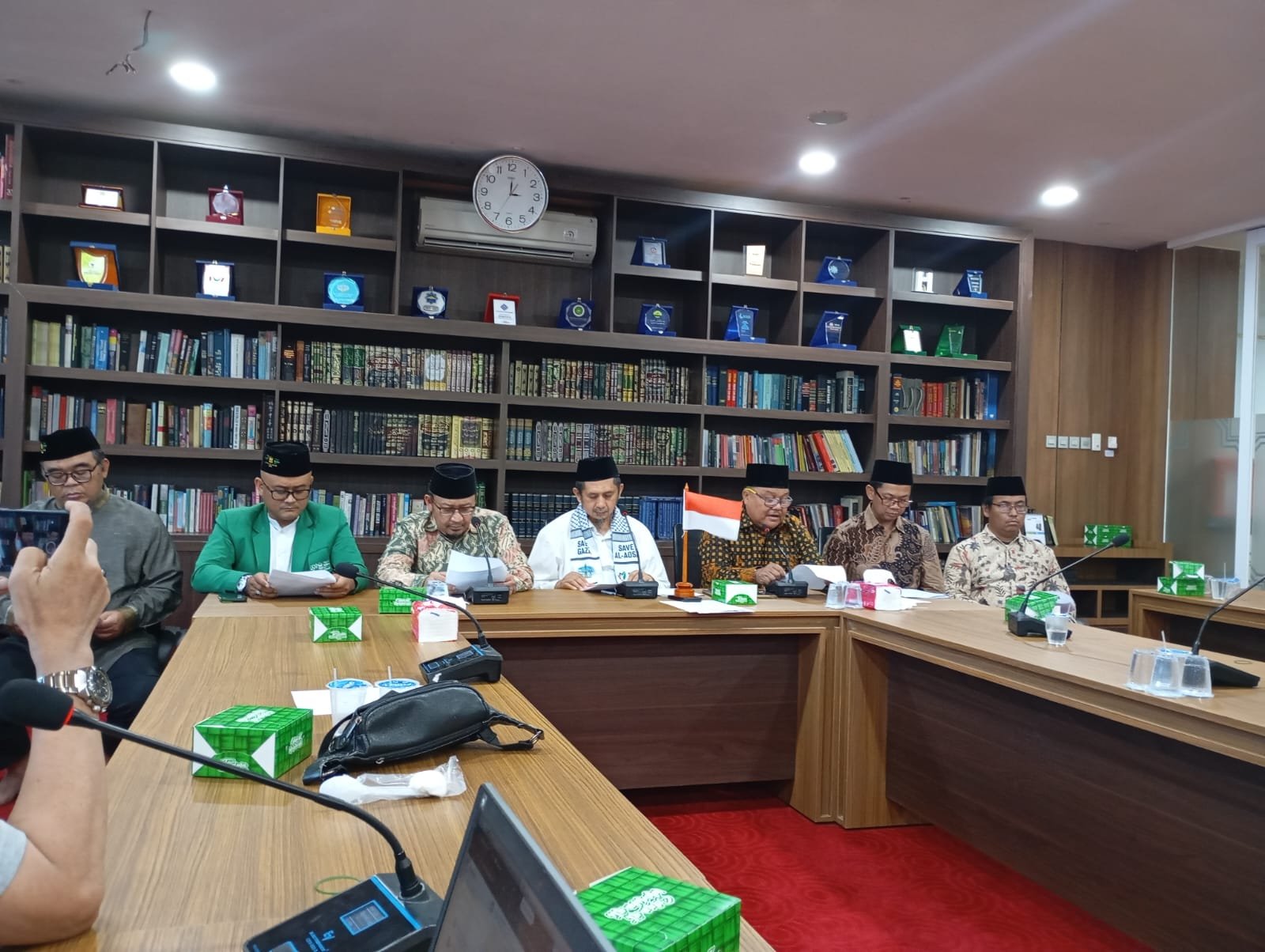Forkomnas Ormas Islam Nasional Sampaikan Sikap atas Tiga Isu: Serangan ke Tanah Suci, Pelarangan Jilbab, dan Rencana Konser